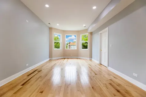 441 North Leclaire Avenue Chicago IL 60644