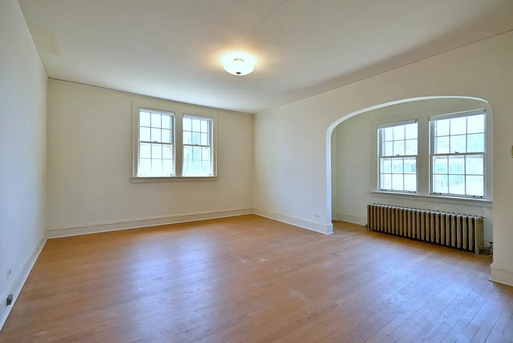 6840 North Olcott Avenue Chicago IL 60631