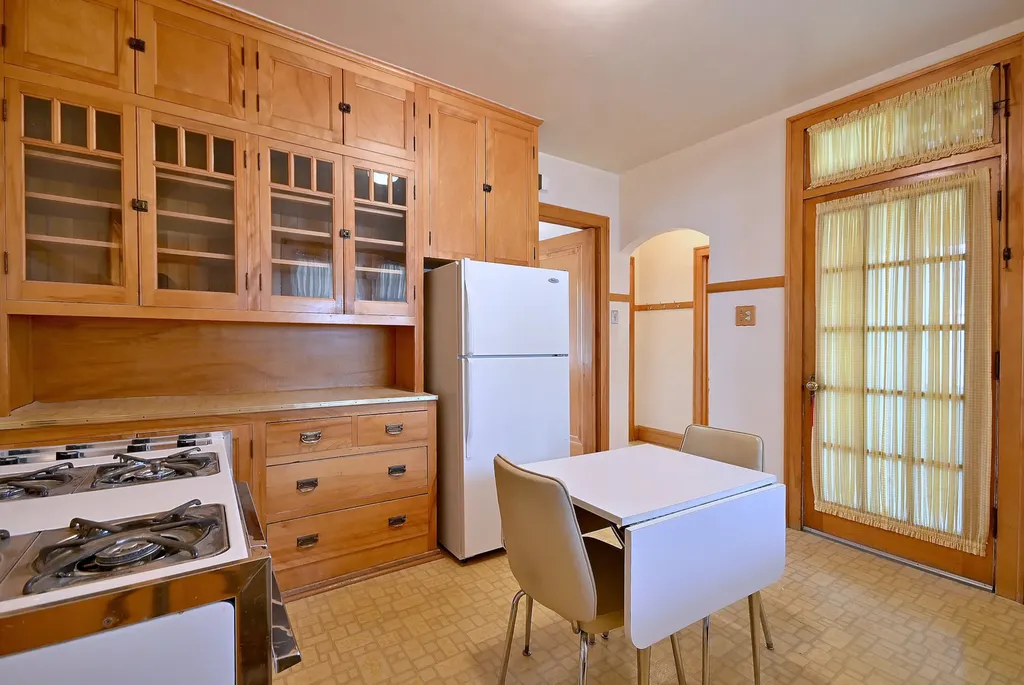 6840 North Olcott Avenue Chicago IL 60631