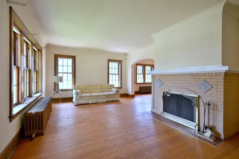 6840 North Olcott Avenue Chicago IL 60631