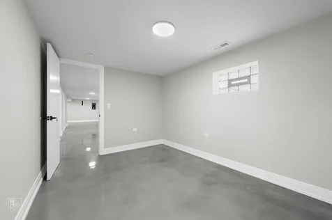 6554 South Laflin Street Chicago IL 60636