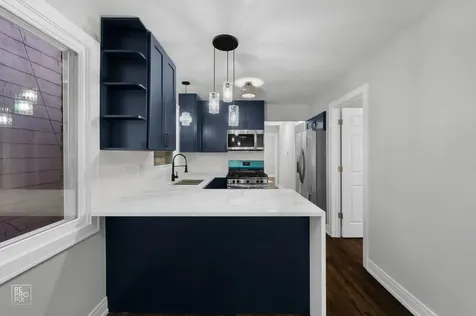 6554 South Laflin Street Chicago IL 60636