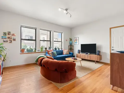 39 North Paulina Avenue Chicago IL 60607
