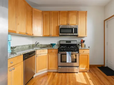 39 North Paulina Avenue Chicago IL 60607