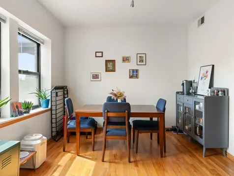 39 North Paulina Avenue Chicago IL 60607