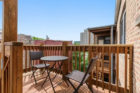 39 North Paulina Avenue Chicago IL 60607