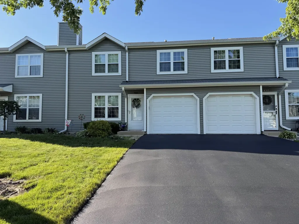 460 Meadow Hill Lane Round Lake Beach IL 60073