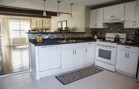 460 Meadow Hill Lane Round Lake Beach IL 60073