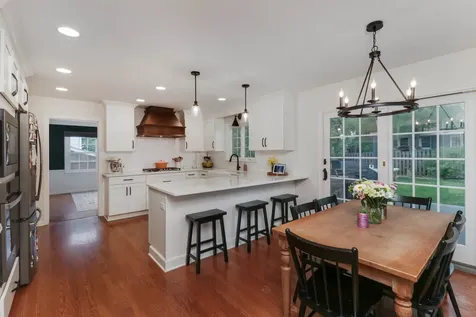 206 Fleetwood Drive Bloomington IL 61701