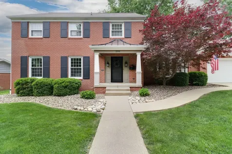 206 Fleetwood Drive Bloomington IL 61701