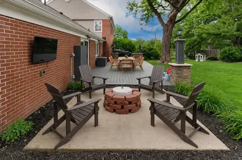 206 Fleetwood Drive Bloomington IL 61701