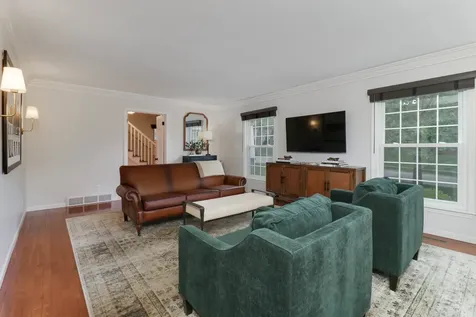 206 Fleetwood Drive Bloomington IL 61701