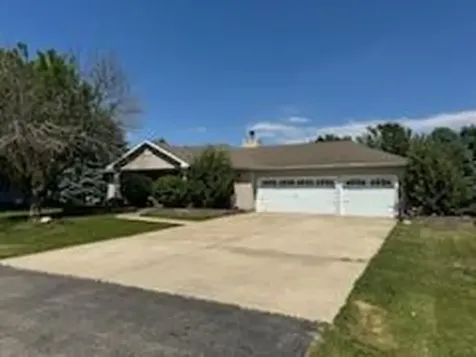 122 Windward Lane Rochelle IL 61068