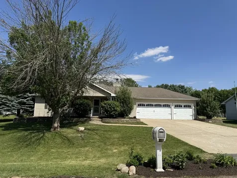 122 Windward Lane Rochelle IL 61068