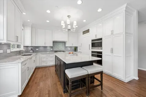 1177 Taylor Street Northbrook IL 60062