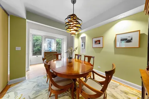 2324 West Mclean Avenue Chicago IL 60647