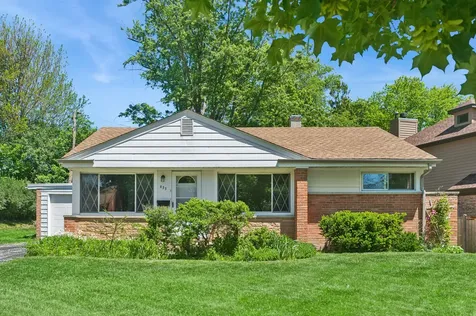 833 Juniper Lane Northbrook IL 60062
