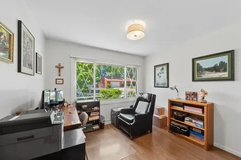 833 Juniper Lane Northbrook IL 60062