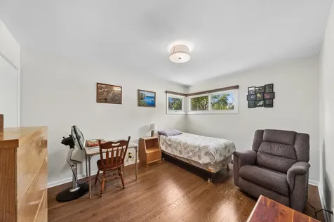 833 Juniper Lane Northbrook IL 60062