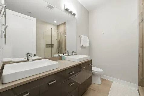 2825 North Halsted Street Chicago IL 60657