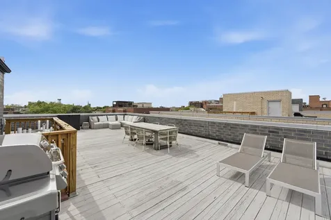 2825 North Halsted Street Chicago IL 60657