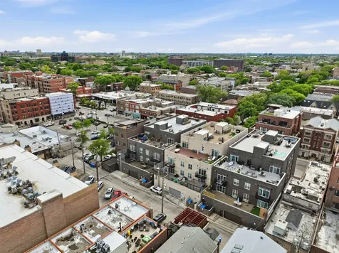2825 North Halsted Street Chicago IL 60657