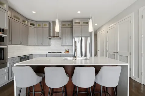 2825 North Halsted Street Chicago IL 60657