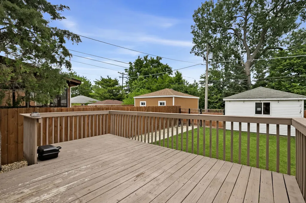 4237 Park Avenue Brookfield IL 60513