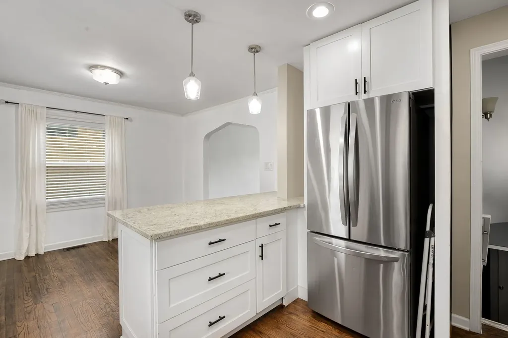 4237 Park Avenue Brookfield IL 60513