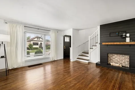 4237 Park Avenue Brookfield IL 60513