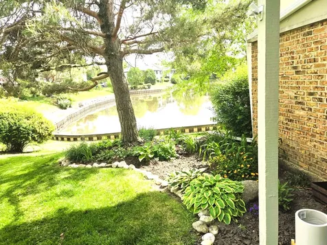 1947 North Brice Court Palatine IL 60074