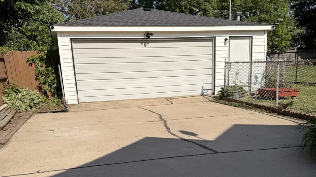 301 North May Street Aurora IL 60506