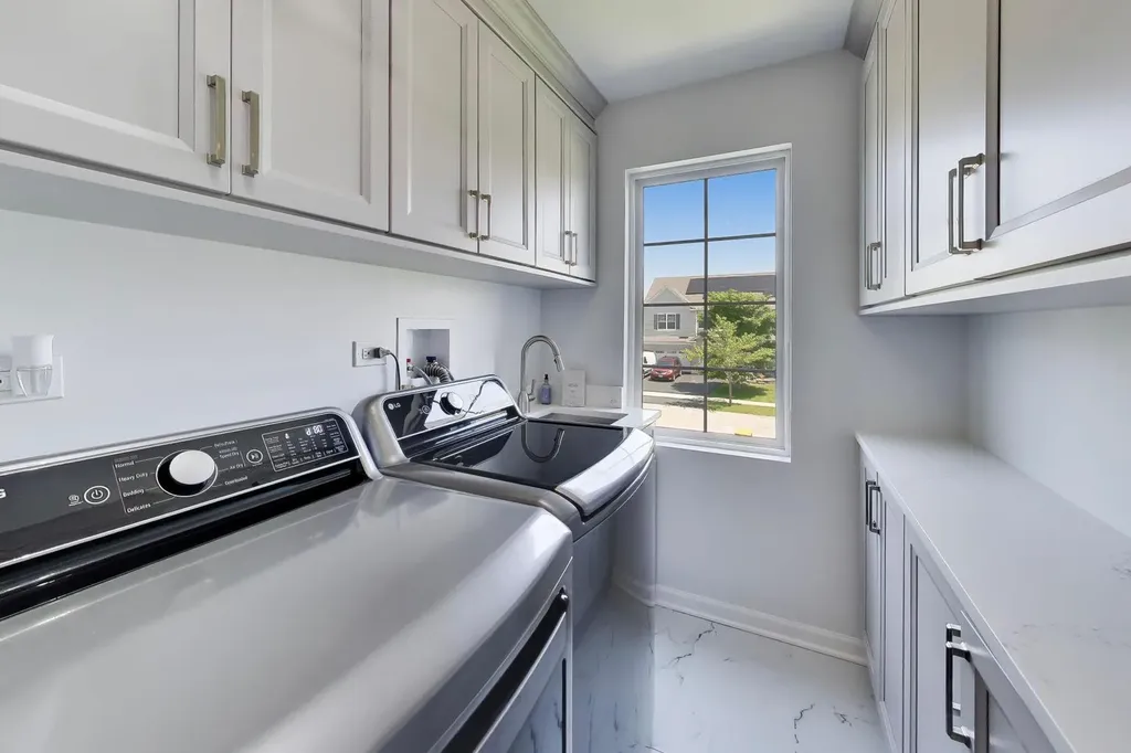 17060 Auburn Ridge Drive Lockport IL 60441