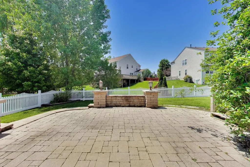 17060 Auburn Ridge Drive Lockport IL 60441