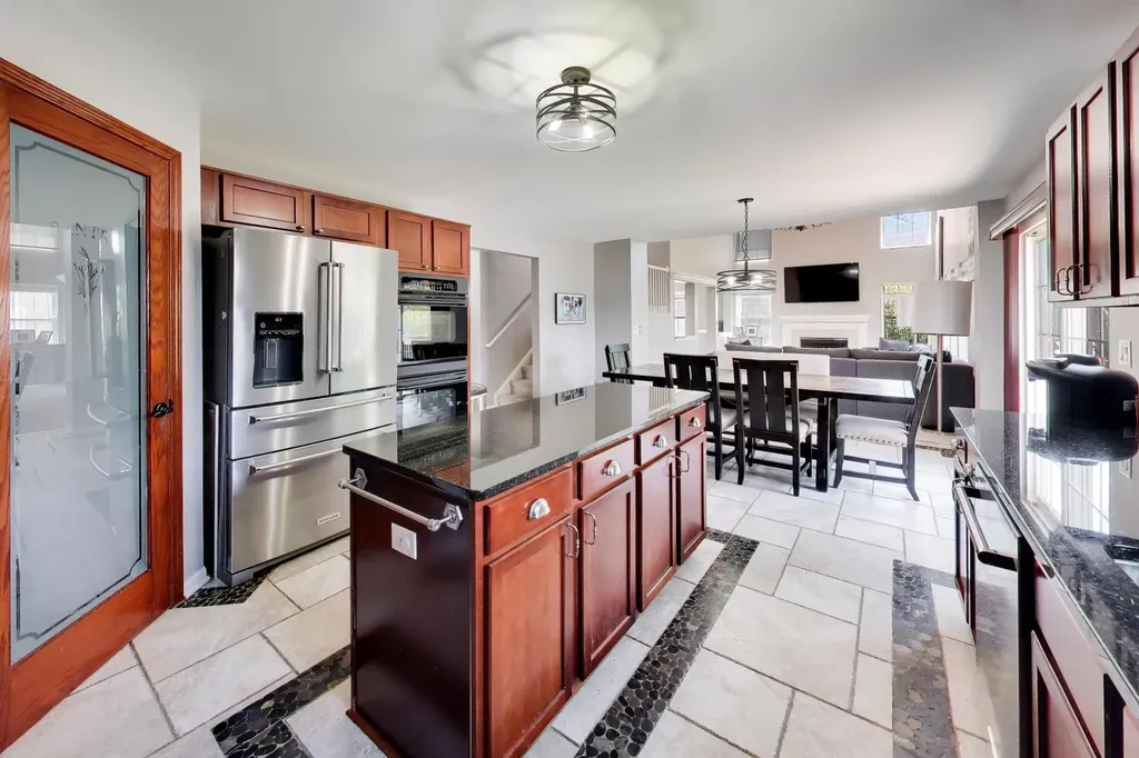 17060 Auburn Ridge Drive Lockport IL 60441