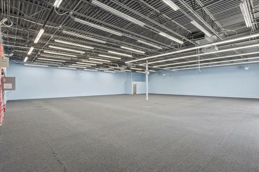 7650 South Ashland Avenue Chicago IL 60620