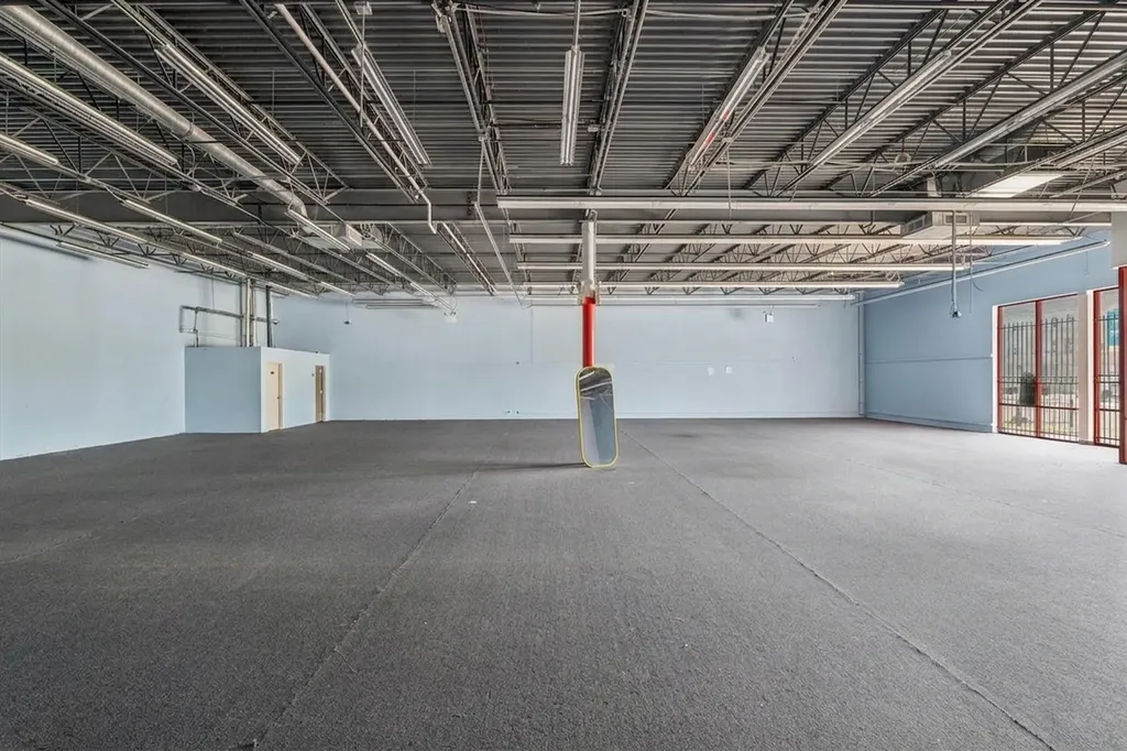 7650 South Ashland Avenue Chicago IL 60620