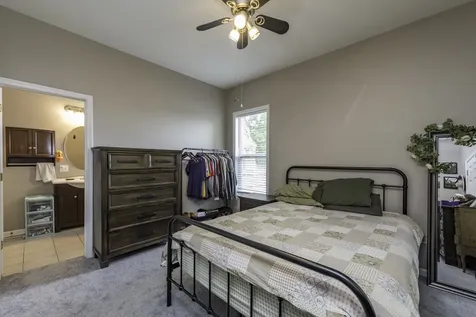 2607 Gideon Avenue Zion IL 60099