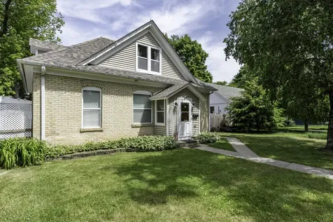 2607 Gideon Avenue Zion IL 60099