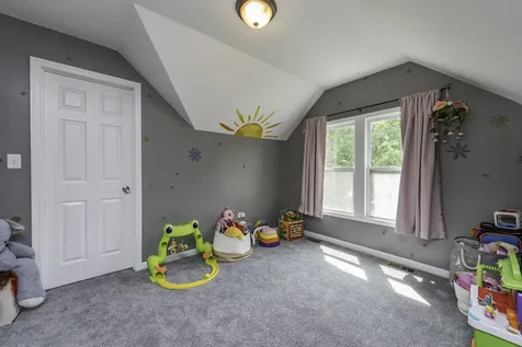 2607 Gideon Avenue Zion IL 60099
