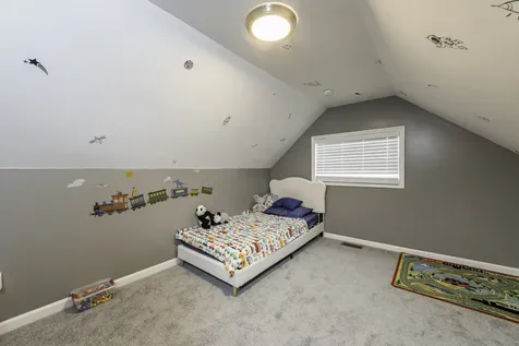 2607 Gideon Avenue Zion IL 60099