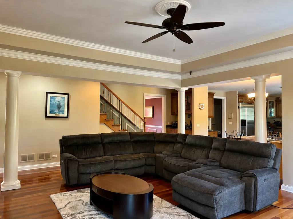 948 Lorie Lane Lake Zurich IL 60047