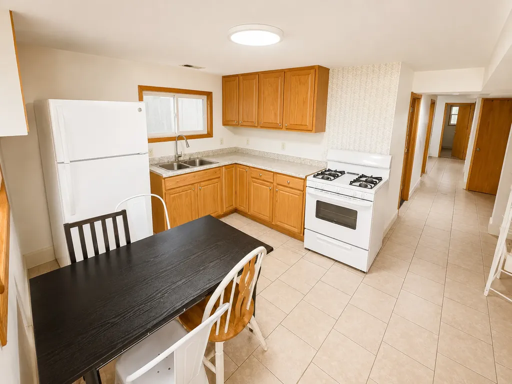 5433 West Melrose Street Chicago IL 60641