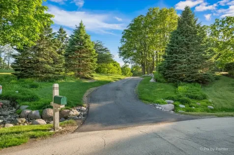 1425 Galloway Drive Woodstock IL 60098