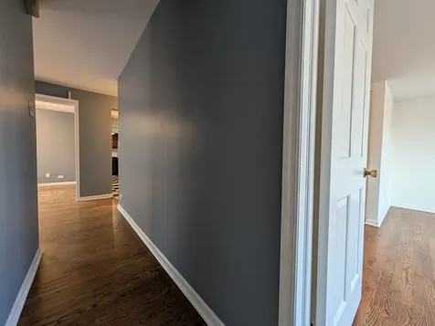 1057 West Pratt Boulevard Chicago IL 60626