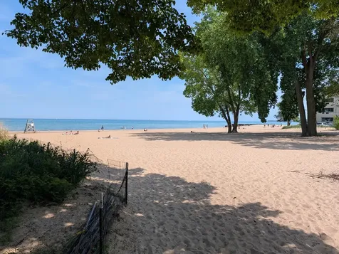 1057 West Pratt Boulevard Chicago IL 60626