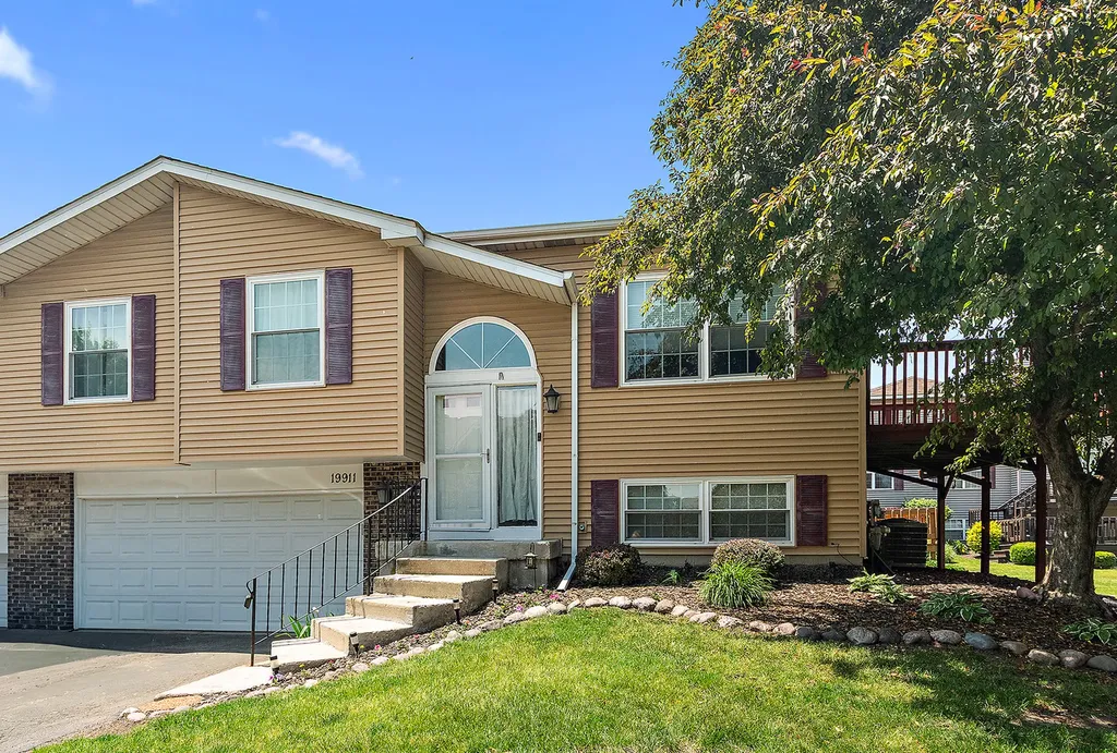 19911 West Edinburgh Lane Frankfort IL 60423