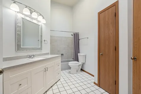 19911 West Edinburgh Lane Frankfort IL 60423