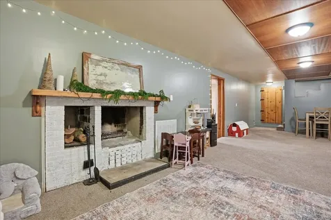 409 East Oak Street Fairbury IL 61739
