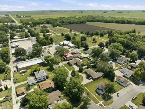 409 East Oak Street Fairbury IL 61739
